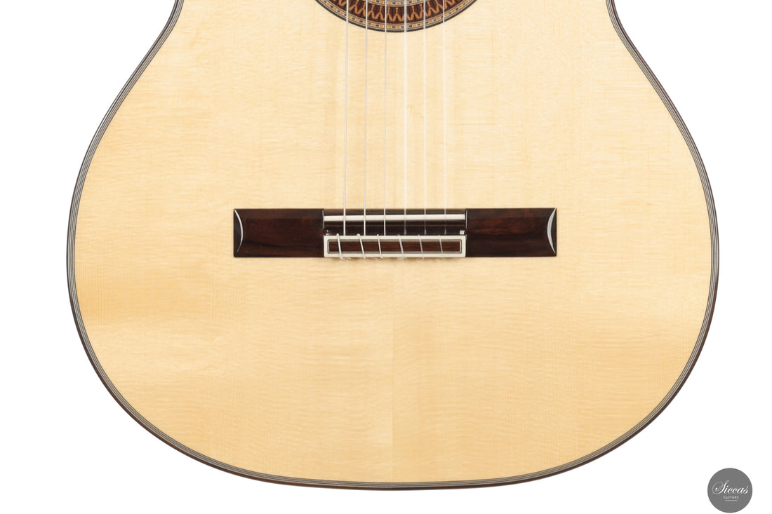 Siccas Luthiers - Recital Traditional Spruce 64 cm - Front view