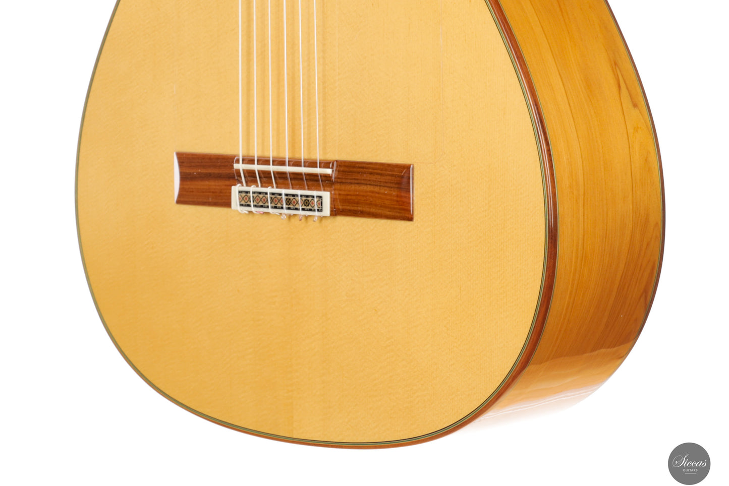 Vicente Carrillo - 2025 Flamenca Blanca - Cipres Exotico